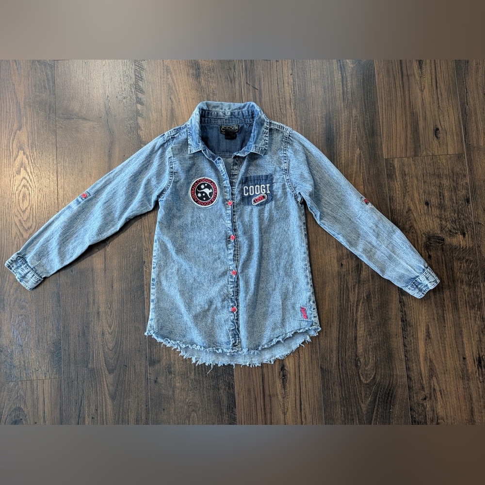COOGI Kids Chambray Patch Button Down Shirt Size 8/10